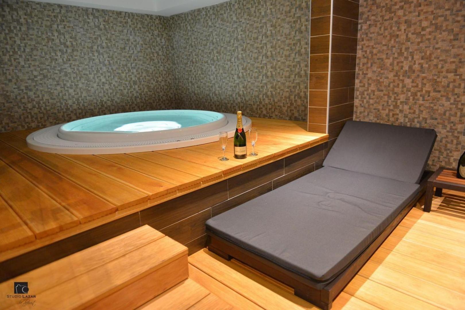 Lux 5 Apartment *
